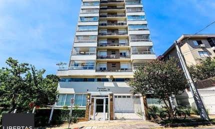 Apartamento com 3 Dormitórios 1 suíte 3 Banheiros 152,28m²