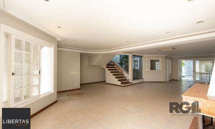 BELO SOBRADO, 3 QUARTOS, 1 SUITE, PISCINA, 320m² PRIVATIVOS - TRISTEZA
