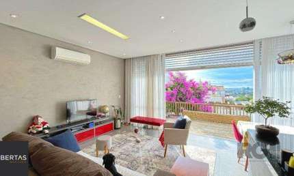 Casa 3 dormitórios à venda Vila Nova Porto Alegre/RS