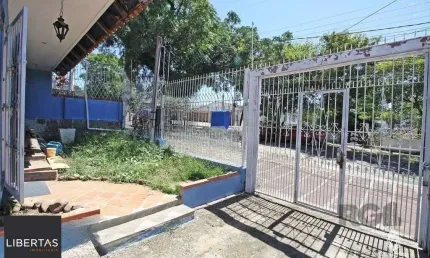 Casa com 3 quartos à venda na Rua Guilherme Alves, 1752, Partenon, Porto Alegre
