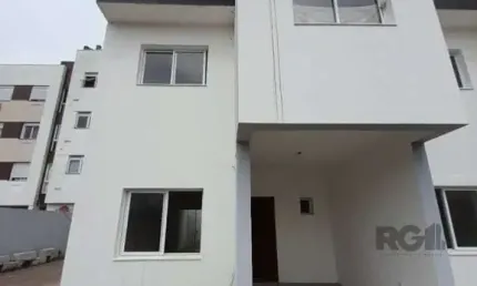 Casa com 3 quartos à venda na Rua Coronel Timóteo, 98, Camaquã, Porto Alegre
