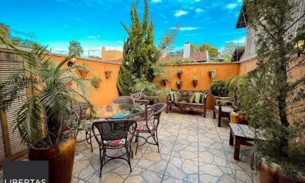 Excelente casa a venda no bairro Tristeza, para o lado do Rio!