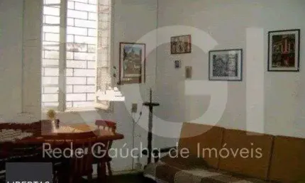 Casa para Venda - 188m², 4 dormitórios, 4 vagas - Menino Deus