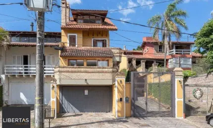 Casa condominio para venda - 210.69m², 3 dormitórios, sendo 2 suites, 4 vagas -