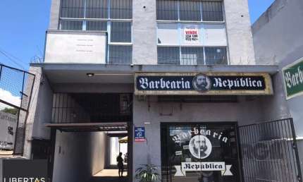 Prédio 5 dormitórios à venda Vila São José Porto Alegre/RS