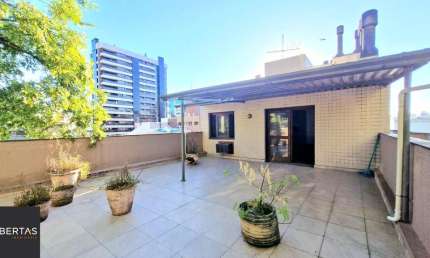 Cobertura com 3 quartos à venda na Avenida Lageado, 1088, Petrópolis, Porto Alegre