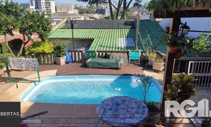 Casa 3 dormitórios à venda Chácara das Pedras Porto Alegre/RS