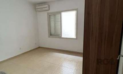 Casa 4 dormitórios à venda Petrópolis Porto Alegre/RS