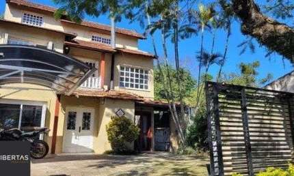 Casa com 4 quartos à venda na Rua Doutor Mário Totta, 1565, Tristeza, Porto Alegre