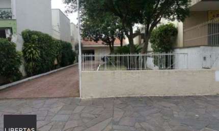 Casa para Venda - 435.6m², 2 dormitórios, 3 vagas - Cristo Redentor