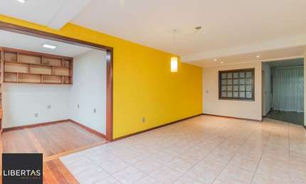 Casa no Imperial Park  3 dormitórios sendo 1 suíte, próximo a av. Juca Batista