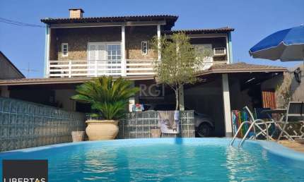 Casa para Venda - 250m², 3 dormitórios, sendo 1 suites, 5 vagas - Santa Rosa