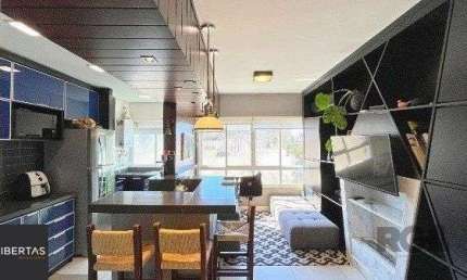 Elegante Apartamento Mobiliado com Suíte, Churrasqueira e 1 Vaga no Menino Deus