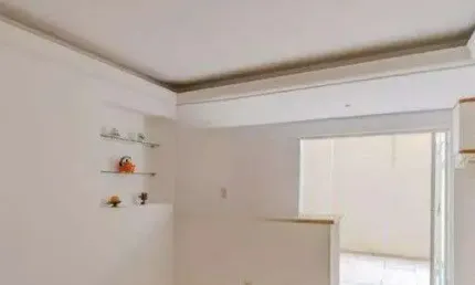 Apartamento térreo com 3 dormitórios no bairro Azenha!