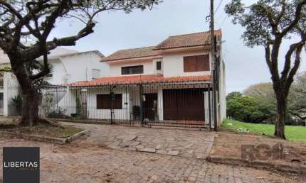 casa, 6 quartos, 1 suíte, 3 vagas, 352,38m2 privativos, bairro Santa Tereza