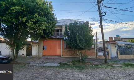Casa 4 dormitórios à venda Morro Santana Porto Alegre/RS