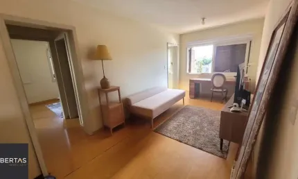 Apartamento de 1 dormitório com 1 vaga de garagem no bairro rio branco/moinhos d