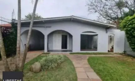 Casa 3 dormitórios com piscina à venda no guarujá – zona sul de porto alegre