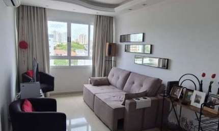 Apartamento com 02 quartos (01 suíte) e 03 Vagas no Bairro Cristo Redentor
