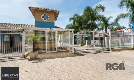 Casa em Condomínio fechado no Humaitá de 3 dormitórios 2 vagas e infra