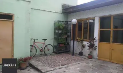 Casa para Venda - 243m², 4 dormitórios, 2 vagas - Santana