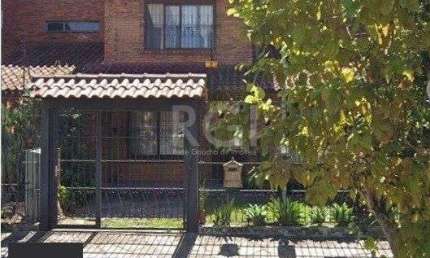 Casa para Venda - 118m², 3 dormitórios, sendo 1 suites, 2 vagas - Cristal
