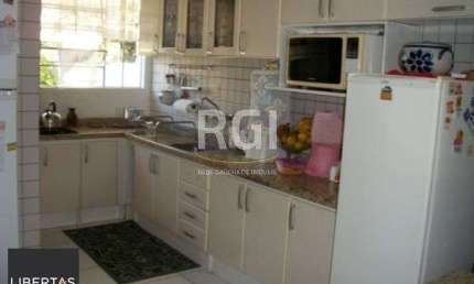 Casa para Venda - 185m², 3 dormitórios, 3 vagas - Santa Maria Goretti
