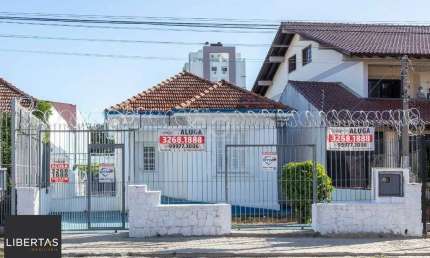 Casa para Venda - 180.2m², 3 dormitórios, 3 vagas - Medianeira