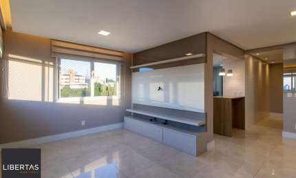Excelente apartamento de 3 quartos, 1 suíte e 2 vagas de garagem cobertas.