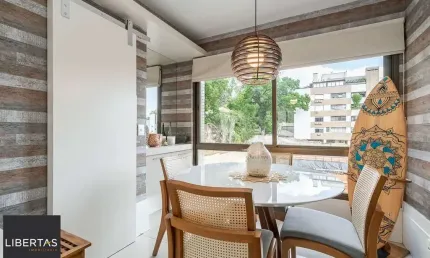 Apartamento de 3 dormitórios com 1 suíte, semimobiliado.