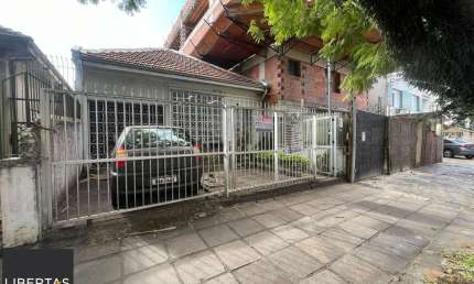 Casa com 3 quartos à venda na Rua Vicente da Fontoura, 1030, Rio Branco, Porto Alegre, 281 m2 por R$ 750.000