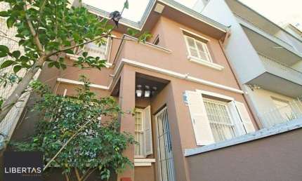 Casa 4 dormitórios à venda São João Porto Alegre/RS
