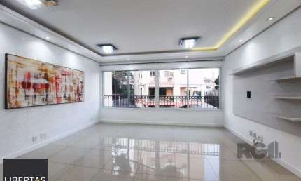 Vende-se apartamento impecável 2 quartos com suíte, 2 vagas cobertas, próximo da