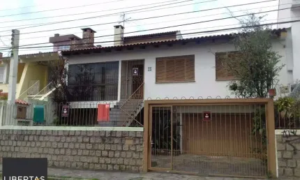 Casa para venda - 293m², 3 dormitórios, sendo 1 suites, 4 vagas - partenon