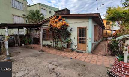 Casa Térrea | 3 quartos | 1 suite | 110m2 privativos | 5 vagas | Bairro Cristal