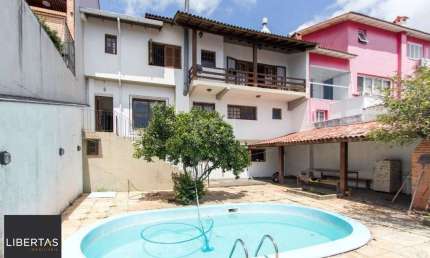 Casa para Venda - 336.21m², 3 dormitórios, sendo 1 suites, 3 vagas - Nonoai