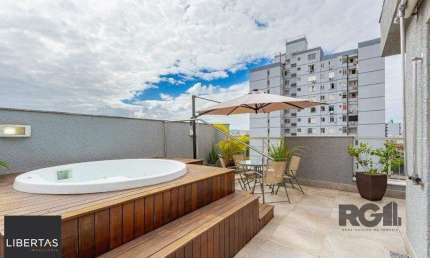 Cobertura para Venda - 191.89m², 3 dormitórios, sendo 1 suites, 1 vaga - Centro