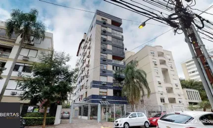 Apartamento de 3 quartos, suíte e 2 vagas de garagem no bairro Santana em POA