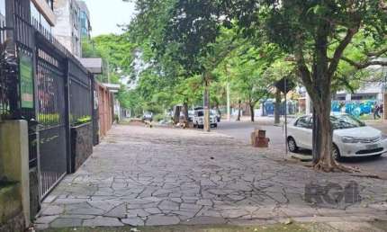 Casa 5 dormitórios à venda Petrópolis Porto Alegre/RS