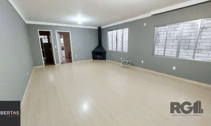 Casa com 3 quartos à venda na Rua Damasco, 46, Azenha, Porto Alegre