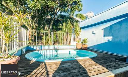 Apartamento à venda no bairro Auxiliadora em Porto Alegre/RS