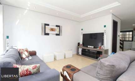 Casa de 180m² com 3 dormitórios  no bairro Ecoville, Porto Alegre