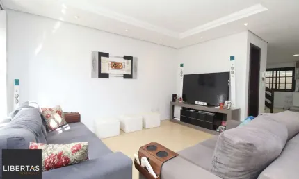 Casa de 180m² com 3 dormitórios  no bairro ecoville, porto alegre