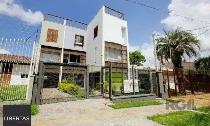 Sobrado 2 dormitórios à venda Jardim Sabará Porto Alegre/RS