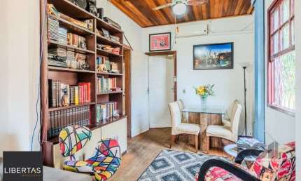 Casa com 2 quartos à venda na Rua Cangussu, 614, Nonoai, Porto Alegre
