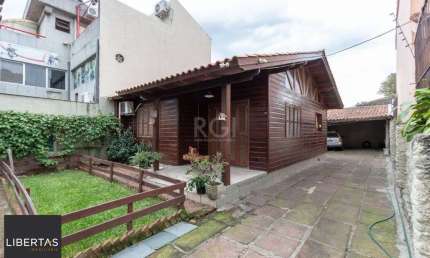 Casa para Venda - 54m², 2 dormitórios, 4 vagas - Cristal