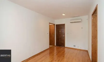 Vende-se apartamento com 2 quartos(1 suíte) e 68m² - Petrópolis