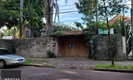 Casa com 4 quartos à venda na Avenida Belém, 68, Teresópolis, Porto Alegre