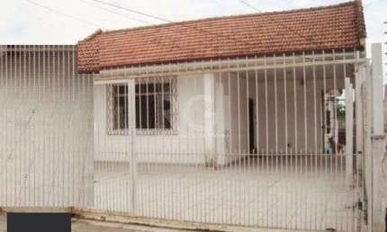 Casa para Venda - 150m², 3 dormitórios, 2 vagas - Glória