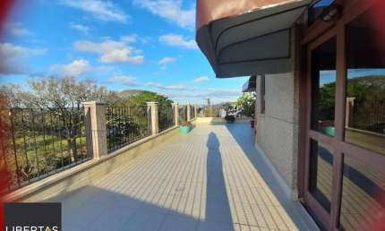 Cobertura para Venda - 250.15m², 3 dormitórios, sendo 2 suites, 3 vagas - Cristo